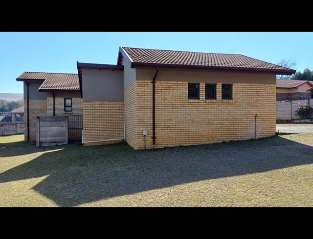 3 BEDROOM HOUSE FOR SALE IN AVIARYHILL